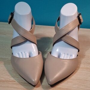 Life Stride Women's Suki Pointed-Toe Heels in Tender Taupe